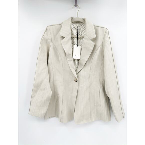 CO Pintuck Fitted Single-Breasted Blazer Jacket in Silver Taupe Size L NWT - Picture 2 of 7